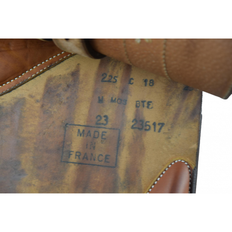 Selle Butet Siège creux 18