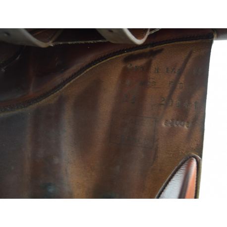 Selle Butet Siège semi-creux 17,5