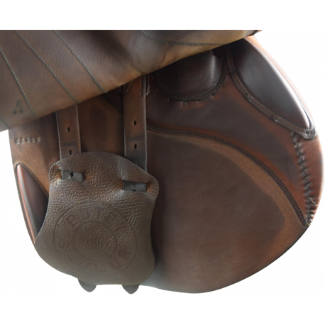 Selle Butet Siège semi-creux 17,5