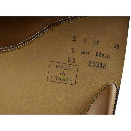 Selle Butet Siège semi-creux 17