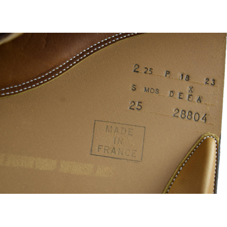 Butet Sattel Flache Sitzfläche 18