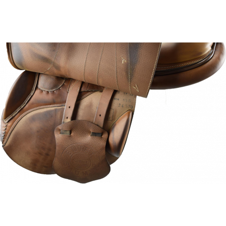 Selle Butet Siège semi-creux 17