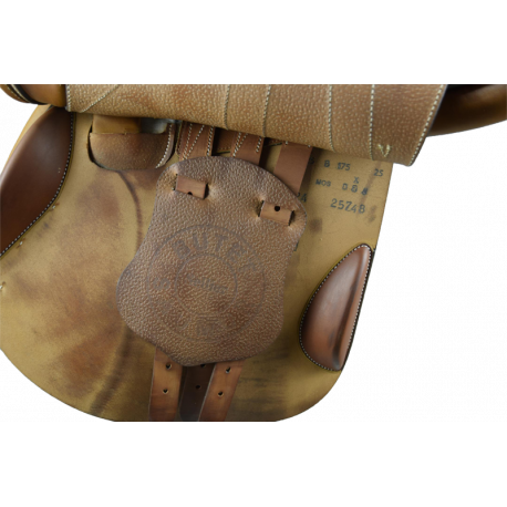 Selle Butet Siège plat 17,5