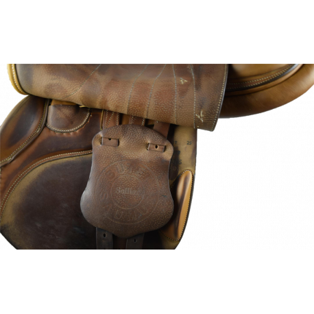 Selle Butet Siège semi-creux 17