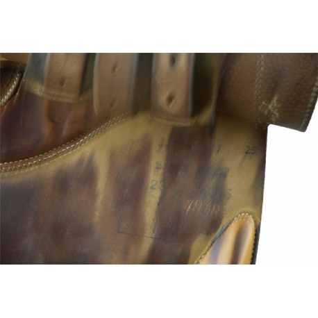 Selle Butet Siège semi-creux 17