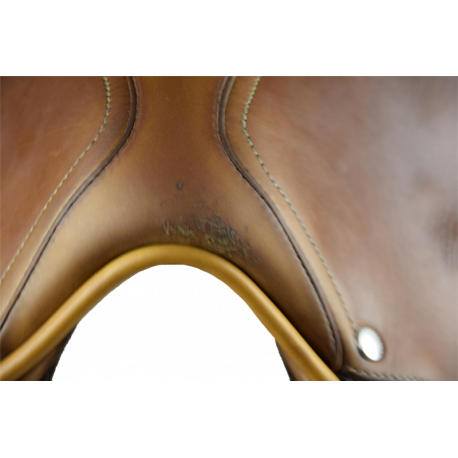 Selle Butet Siège semi-creux 17