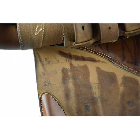 Selle Butet Siège semi-creux 17