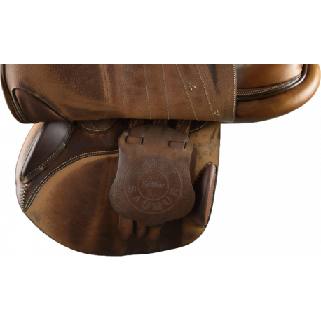 Selle Butet Siège semi-creux 17