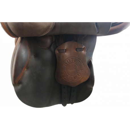 Selle Butet Siège creux 17,5