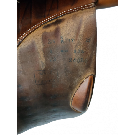 Selle Butet Siège semi-creux 17
