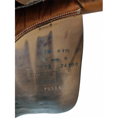 Selle Butet Siège plat 17,5