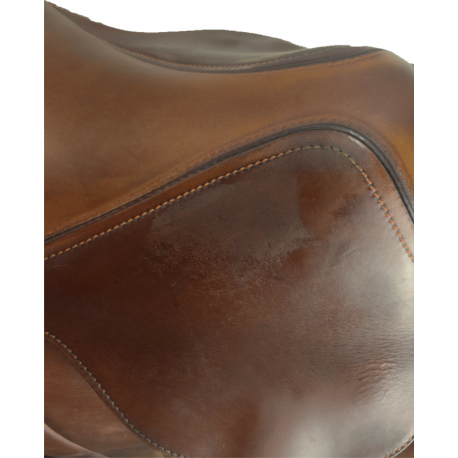 Selle Butet Siège semi-creux 17,5