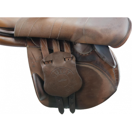 Selle Butet Siège semi-creux 17,5