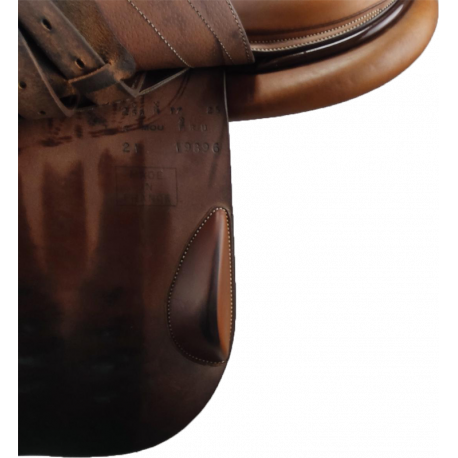 Selle Butet Siège semi-creux 17