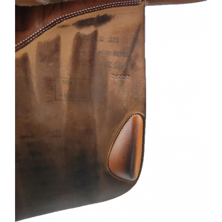 Selle Butet Siège semi-plat 17,5