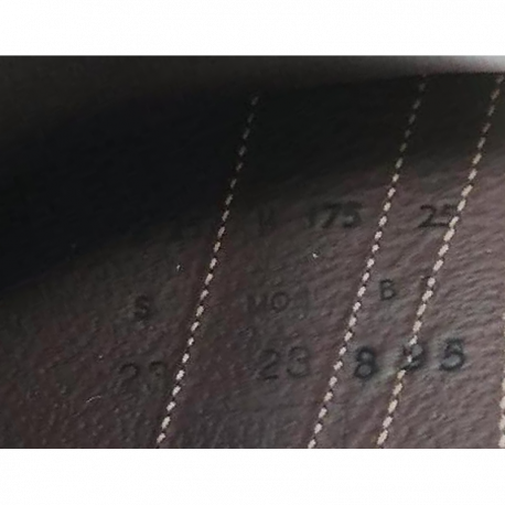 Selle Butet Siège semi-creux 17,5