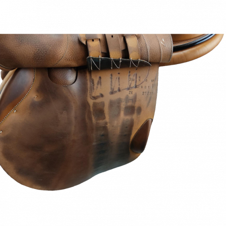 Selle Butet Siège semi-creux 18